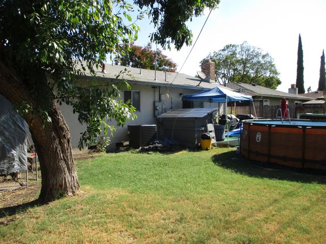450 Esperanza, Stockton, CA 95207