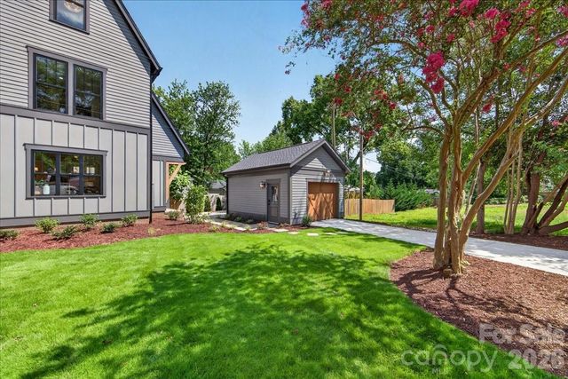 3940 Admiral Avenue, Charlotte, NC 28205