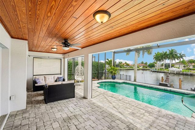 1217 SEA BREEZE COURT, Punta Gorda, FL 33950
