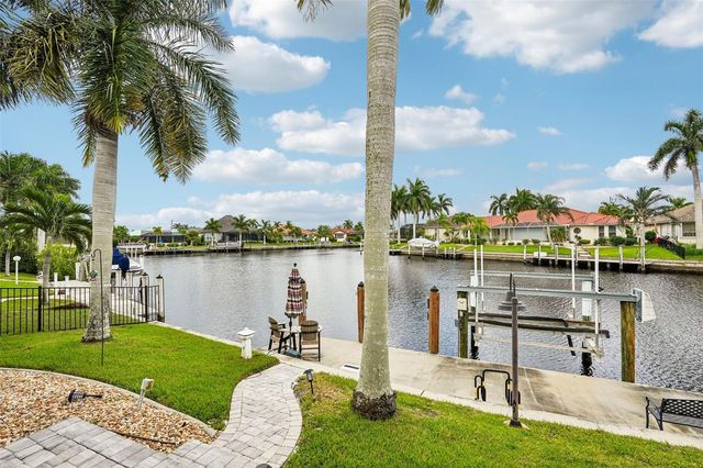 1217 SEA BREEZE COURT, Punta Gorda, FL 33950