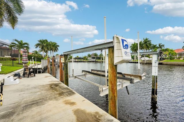 1217 SEA BREEZE COURT, Punta Gorda, FL 33950