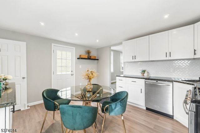 330 John St, Elizabeth City, NJ 07202