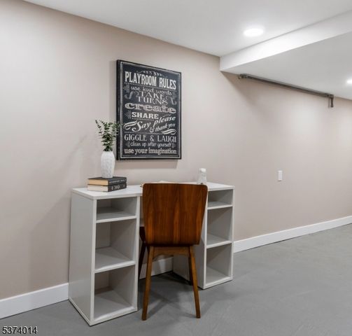 330 John St, Elizabeth City, NJ 07202