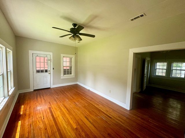 605 E Newton St., Dothan, AL 36305