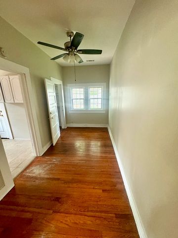 605 E Newton St., Dothan, AL 36305