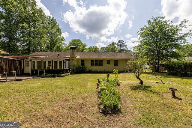 472 Edwards Court NW, Lawrenceville, GA 30044