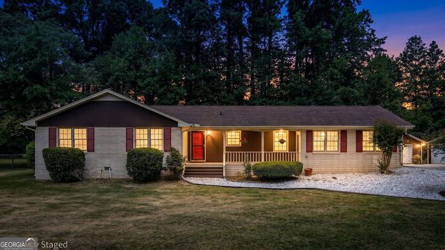 472 Edwards Court NW, Lawrenceville, GA 30044