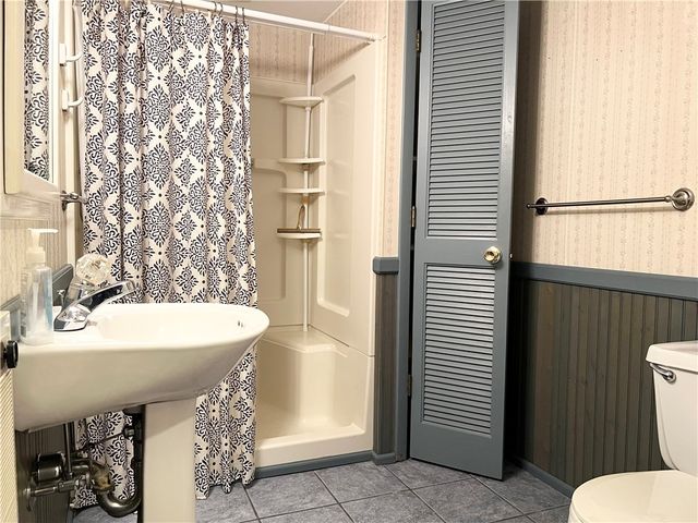 233 Reed Street, Lower Burrell, PA 15068