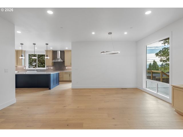 628 Nw 11TH Ave, Camas, WA 98607