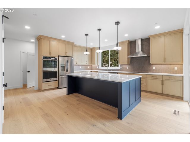 628 Nw 11TH Ave, Camas, WA 98607