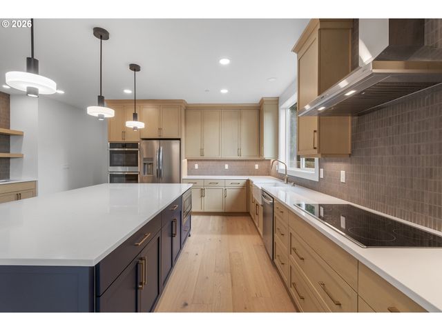 628 Nw 11TH Ave, Camas, WA 98607