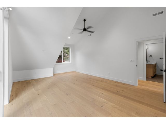 628 Nw 11TH Ave, Camas, WA 98607