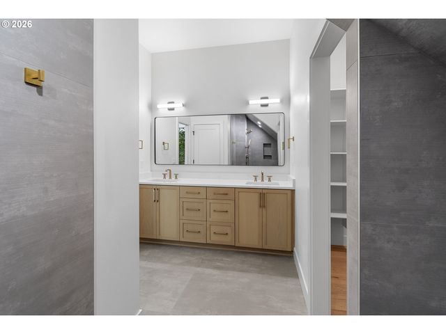 628 Nw 11TH Ave, Camas, WA 98607