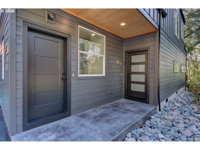 628 Nw 11TH Ave, Camas, WA 98607