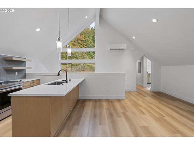 628 Nw 11TH Ave, Camas, WA 98607
