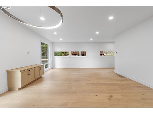 628 Nw 11TH Ave, Camas, WA 98607
