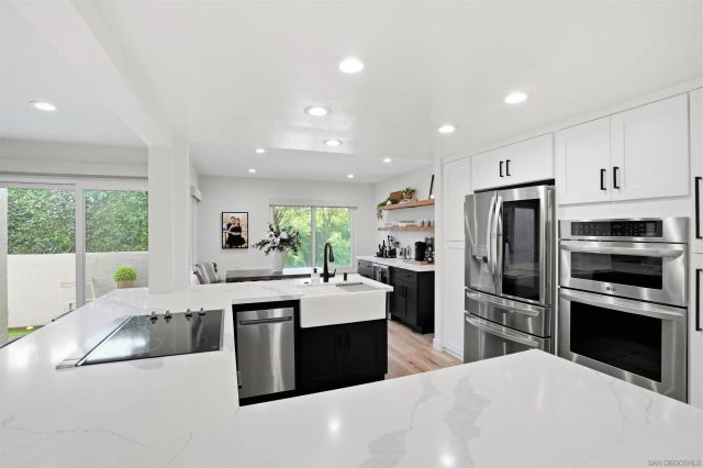 2444 Caminito Venido, San Diego, CA 92107