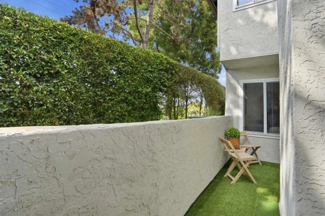 2444 Caminito Venido, San Diego, CA 92107