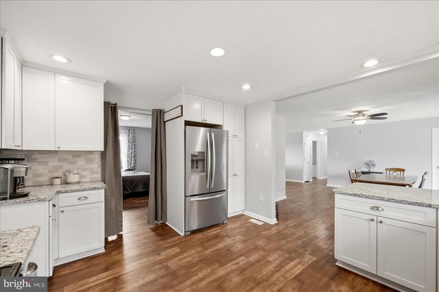 17747 SENEDO RD, Edinburg, VA 22824
