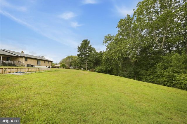 17747 SENEDO RD, Edinburg, VA 22824