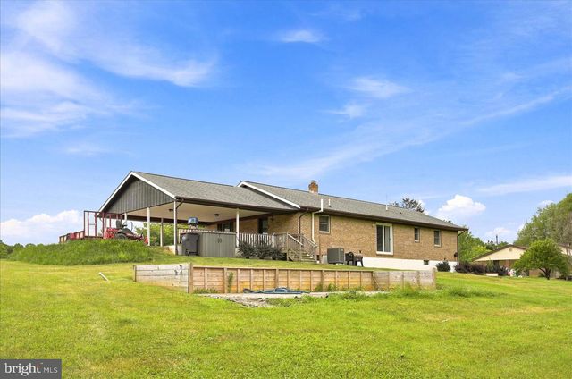 17747 SENEDO RD, Edinburg, VA 22824