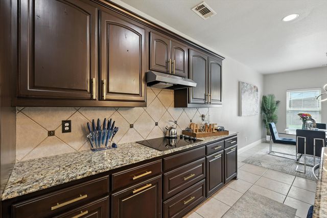 337 Pecos Drive, Burleson, TX 76028