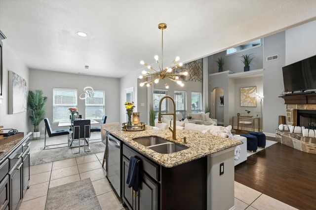 337 Pecos Drive, Burleson, TX 76028