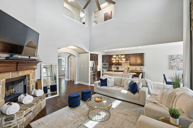 337 Pecos Drive, Burleson, TX 76028