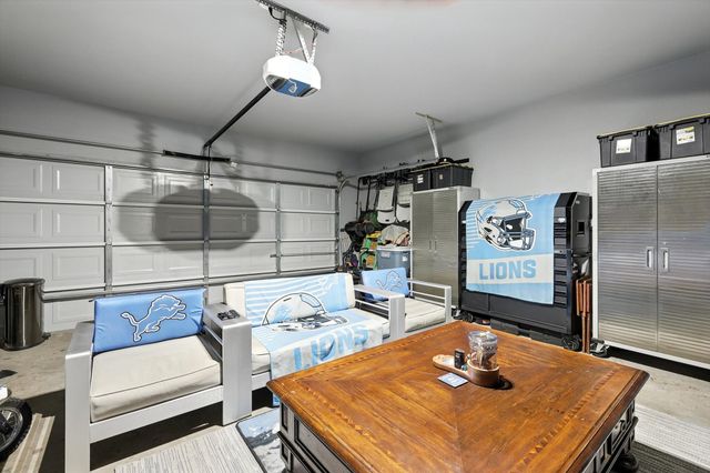 337 Pecos Drive, Burleson, TX 76028