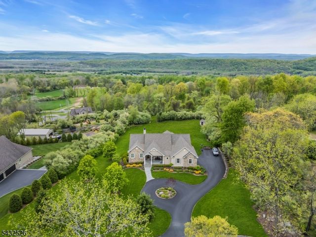 45 Asbury Rd, Independence Twp., NJ 07840