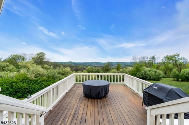 45 Asbury Rd, Independence Twp., NJ 07840