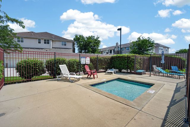 1331 SE University Avenue 211, Waukee, IA 50263