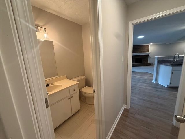 185 Melanie Lane, Fayetteville, GA 30214