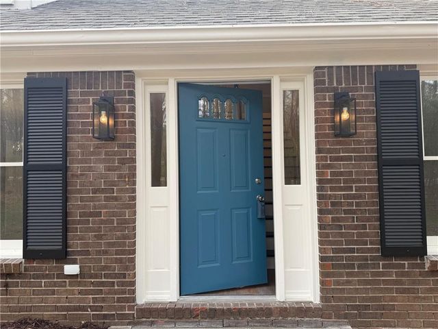 185 Melanie Lane, Fayetteville, GA 30214