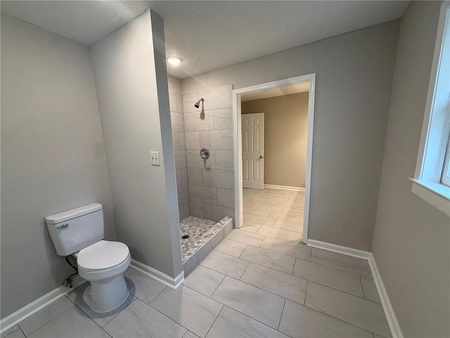 185 Melanie Lane, Fayetteville, GA 30214