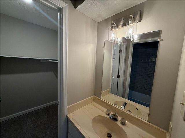 185 Melanie Lane, Fayetteville, GA 30214