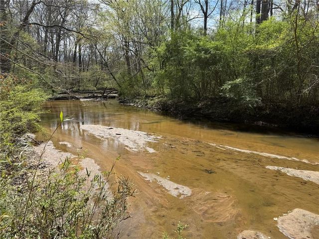 185 Melanie Lane, Fayetteville, GA 30214