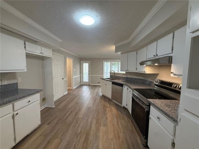 185 Melanie Lane, Fayetteville, GA 30214