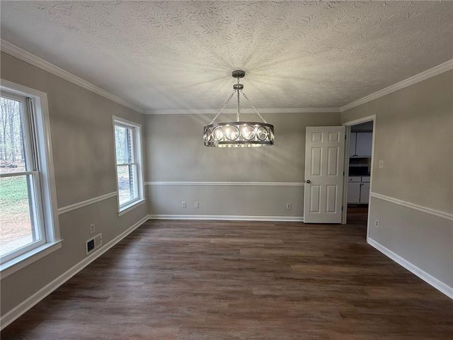 185 Melanie Lane, Fayetteville, GA 30214