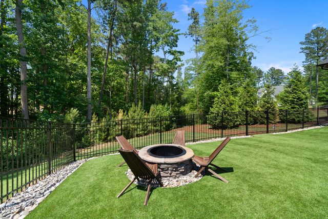 7233 Summer Tanager Trail, Raleigh, NC 27614
