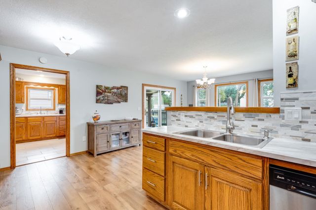 113 N Queen Ave, Maize, KS 67101