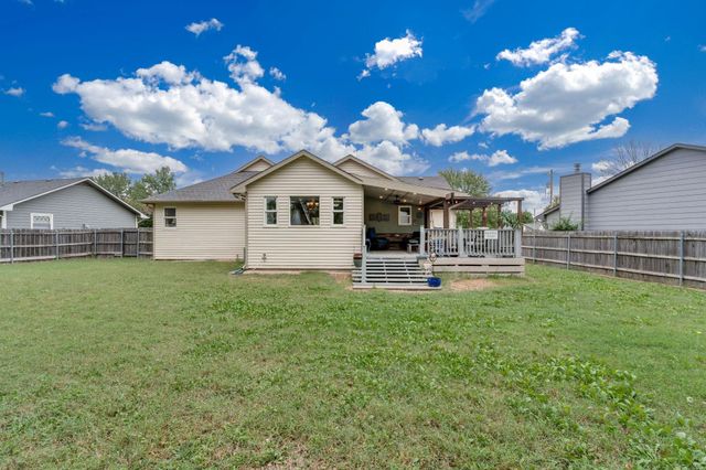 113 N Queen Ave, Maize, KS 67101