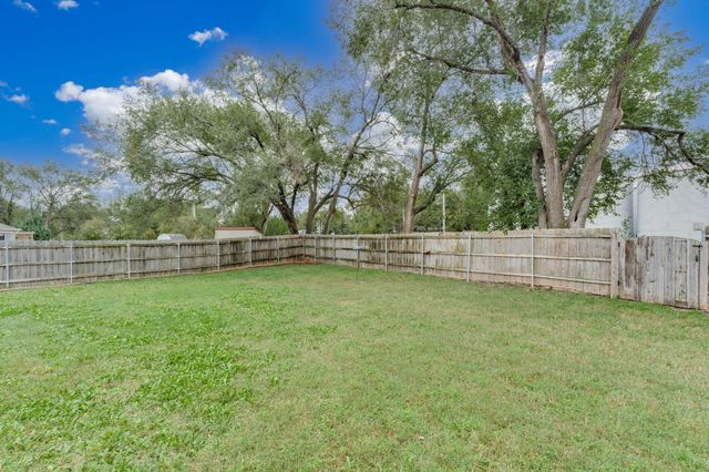 113 N Queen Ave, Maize, KS 67101