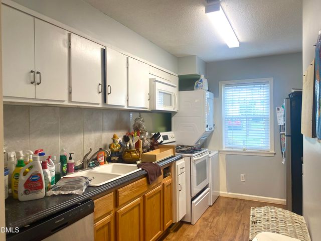 119 Schultz Street, Chapel Hill, NC 27514