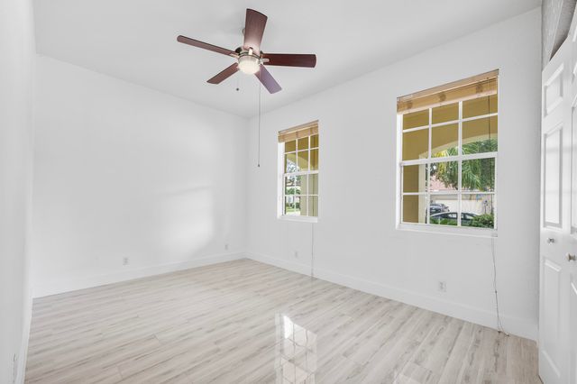 6752 OSAGE Circle, Greenacres, FL 33413