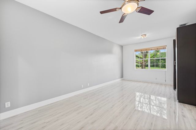 6752 OSAGE Circle, Greenacres, FL 33413