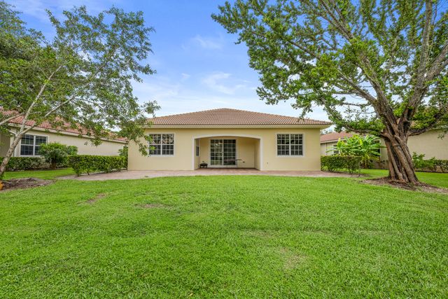 6752 OSAGE Circle, Greenacres, FL 33413