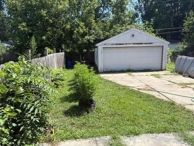 8878 Evergreen Avenue, Detroit, MI 48228