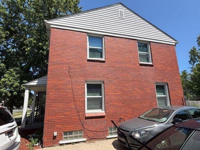 8878 Evergreen Avenue, Detroit, MI 48228