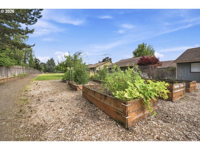 13410 Nw INDIAN SPRING Dr, Vancouver, WA 98685